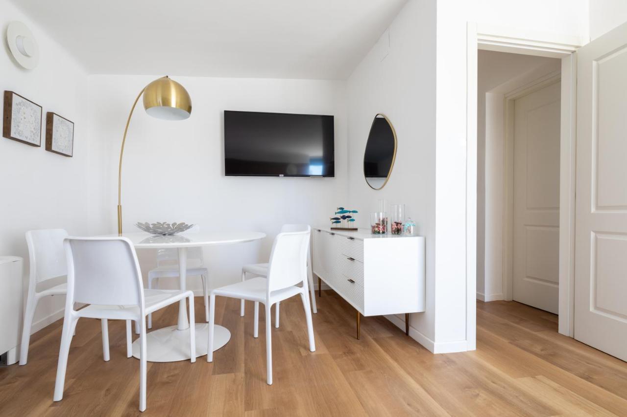 Vis A Vis Apartments Terst Exteriér fotografie